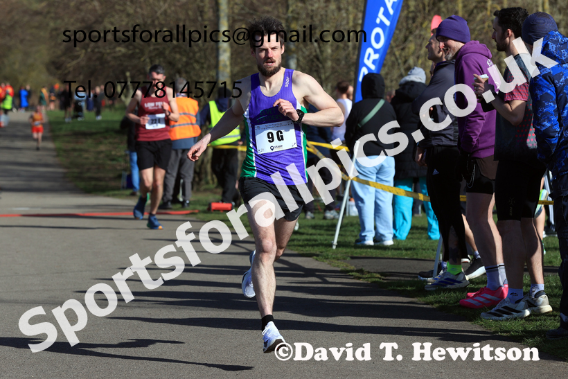 Senior Mens 2026 NECAA Royal Signals Road Relays, Hetton Lyons Country Park, Hetton le Hole. Photo: David T. Hewitson/Sports for All Pics